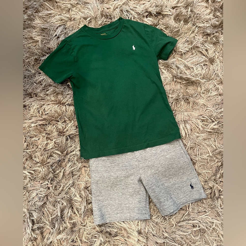 Polo Boys Green T-Shirt and Heather Gray Shorts in Great Condition Size 7